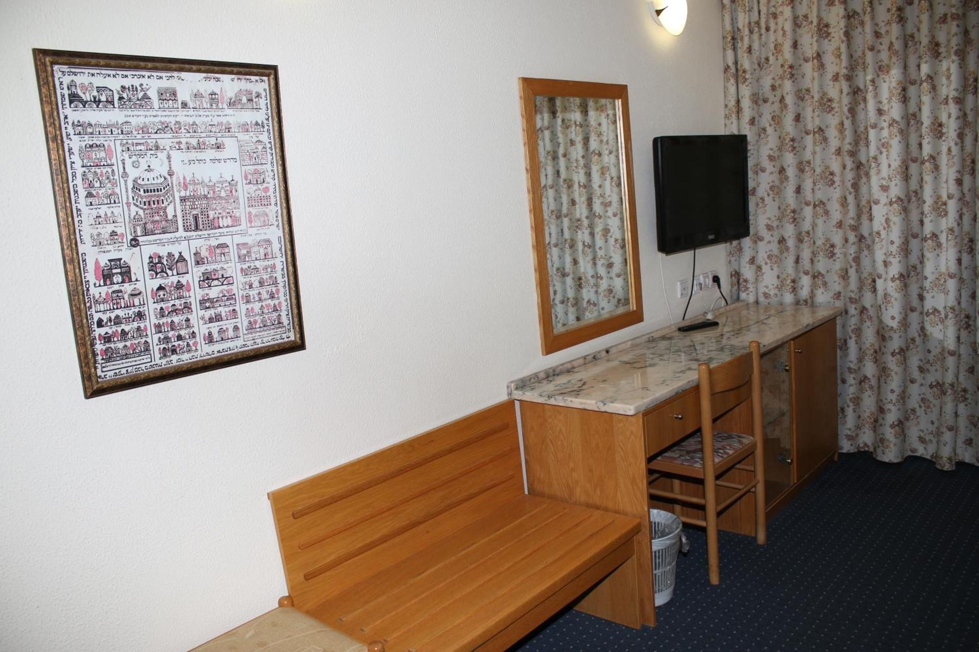 Hotel & Museum Dona Gracia Tiberíades Quarto foto